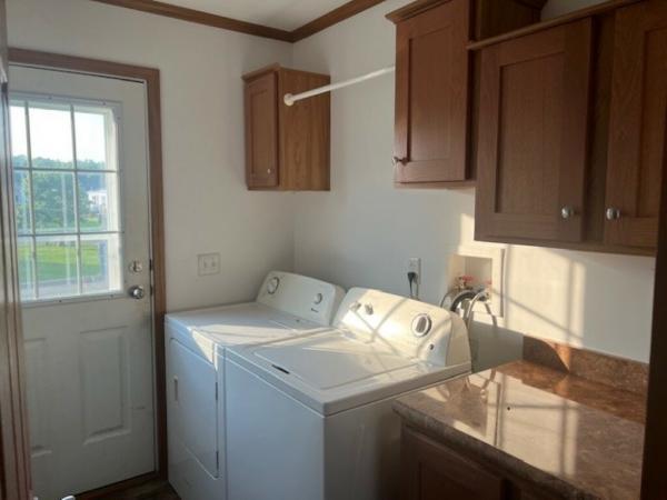 2015 Colony Mobile Home