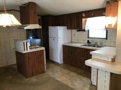 Photo 3 of 5 of home located at 548 Sandy St SE Kentwood, MI 49548
