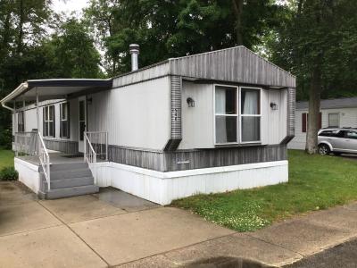 Photo 5 of 5 of home located at 548 Sandy St SE Kentwood, MI 49548