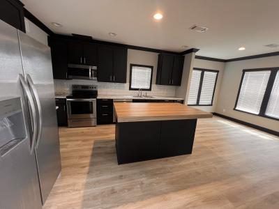 Photo 3 of 6 of home located at 7523 Back Nine San Antonio, TX 78244