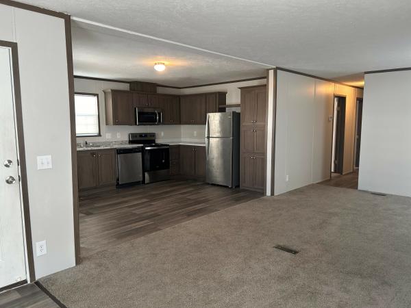 Photo 1 of 2 of home located at 60 Mockingbird Hill House Springs, MO 63051