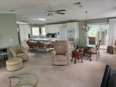 Photo 2 of 17 of home located at 2711 86th Street E Palmetto, FL 34221