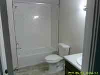 1985 Bonnavilla Manufactured Home