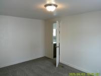 1985 Bonnavilla Manufactured Home