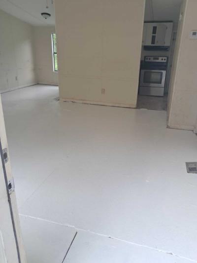 Photo 5 of 18 of home located at 460 Highway 142, 76 Covington, GA 30014