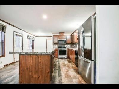 Photo 4 of 11 of home located at 207 Cimarron Lake Elmo, MN 55042