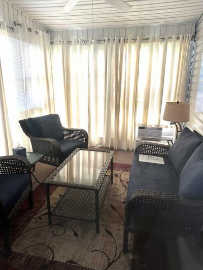 Photo 5 of 18 of home located at 4610 Arlington Park Dr. Lot #71 Lakeland, FL 33801