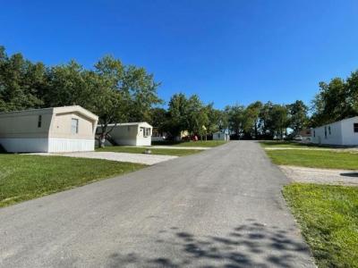 Photo 4 of 8 of home located at 32 Fox Haven Drive Truesdale, MO 63380