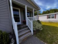 2017 Commodre Mobile Home