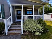 2017 Commodre Mobile Home