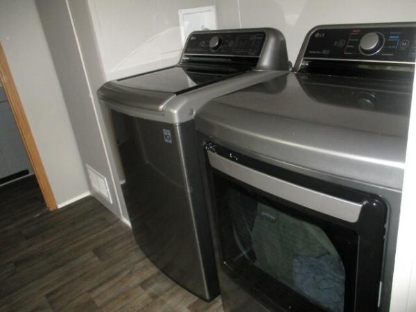 2000 Skyline Manufactured Home