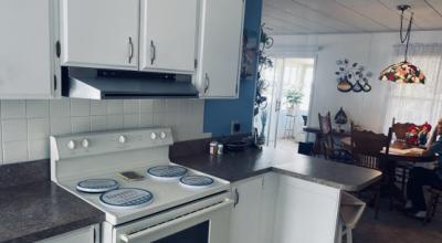 Photo 2 of 11 of home located at 620 57th Ave W Lot H-8 Bradenton, FL 34207