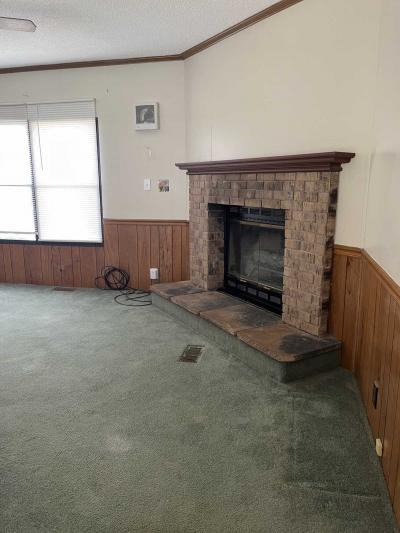 Photo 4 of 11 of home located at 1166 Lafayette Rd Medina, OH 44256