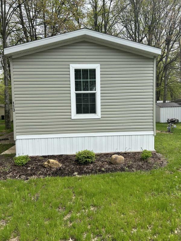 Photo 1 of 2 of home located at 7266 West Market Street Lot 113 Mercer, PA 16137
