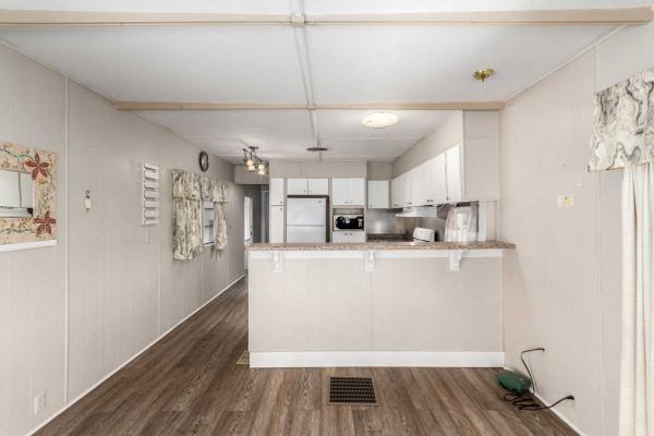 1965 Hillcrest unk Mobile Home