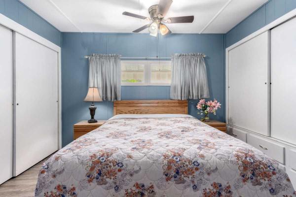 1965 Hillcrest unk Mobile Home