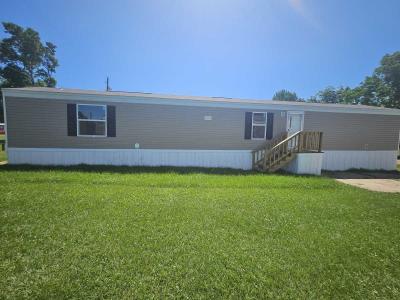 Photo 3 of 8 of home located at 126 Murrah St. Crystal Springs, MS 39059
