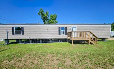 Mobile Home at 207 Maddox Dr. Crystal Springs, MS 39059
