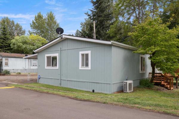 1992 SKYLINE Manufactured Home