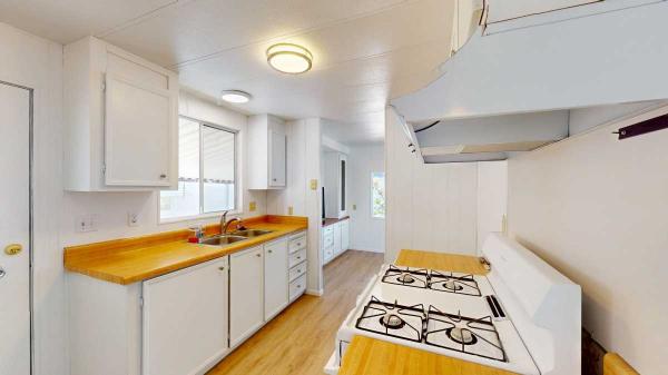 1978 GOLDENWEST 2 Bed 2 Full Bath Manufactured Home