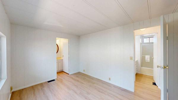 1978 GOLDENWEST 2 Bed 2 Full Bath Manufactured Home
