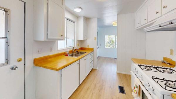 1978 GOLDENWEST 2 Bed 2 Full Bath Manufactured Home