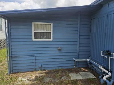 Photo 5 of 30 of home located at 10644 1st Way N Saint Petersburg, FL 33716