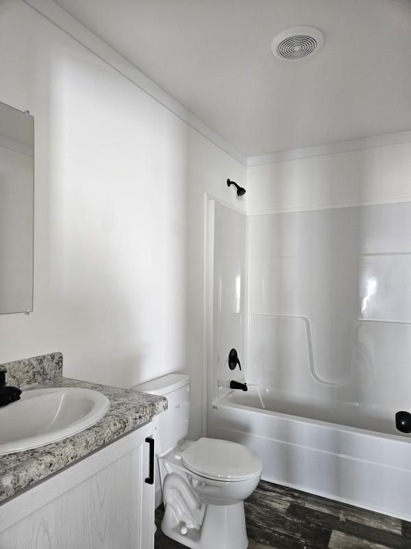 2025 Champion Home Builders, Inc. mobile Home