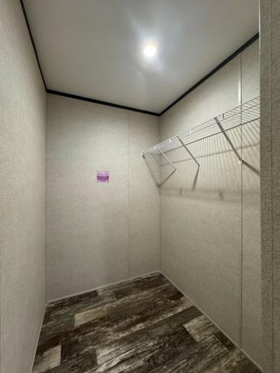 Photo 4 of 6 of home located at 4000 SW 47th Street, #I18 Gainesville, FL 32608