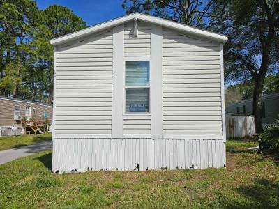 Photo 3 of 10 of home located at 10960 Beach Blvd., #163 Jacksonville, FL 32246
