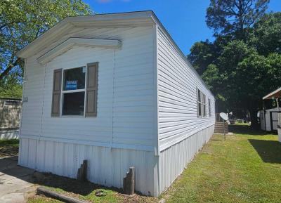 Photo 2 of 13 of home located at 9380 103rd Street #67 Jacksonville, FL 32210