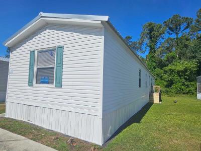 Photo 3 of 15 of home located at 9380 103rd Street #196 Jacksonville, FL 32210