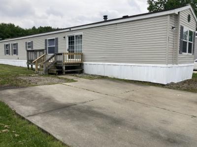 Mobile Home at 887 S Oak Brook Place Warsaw, IN 46580