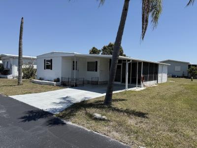 Photo 3 of 11 of home located at 603 63rd Ave W #Q18 Bradenton, FL 34207