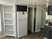 1977 Holly Park mobile Home