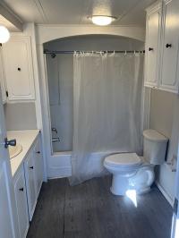 1977 Holly Park mobile Home