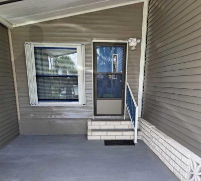 Photo 3 of 22 of home located at 13946 Encantardo Cir Fort Pierce, FL 34951