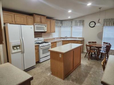 Photo 5 of 20 of home located at 1400 W. 13th St. #181 Upland, CA 91786