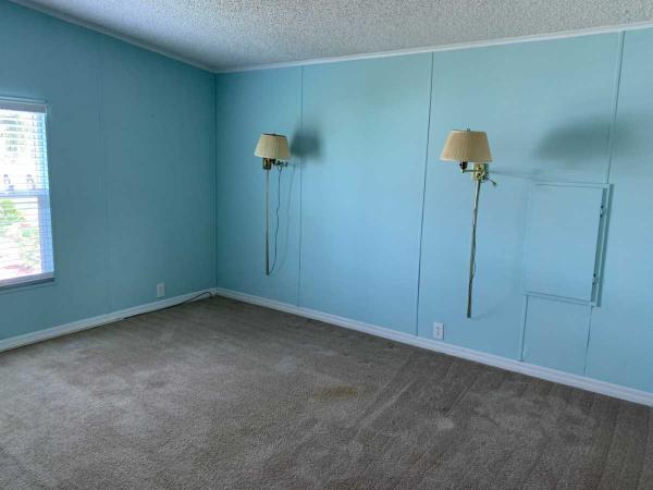 1986 Mobile Home