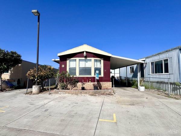 2005  Mobile Home For Sale