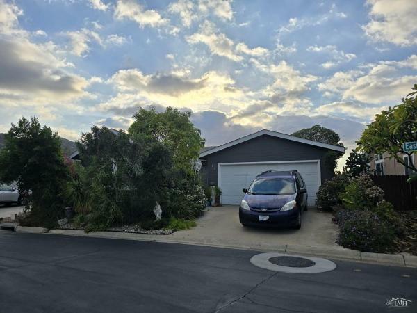 1999  Mobile Home For Sale