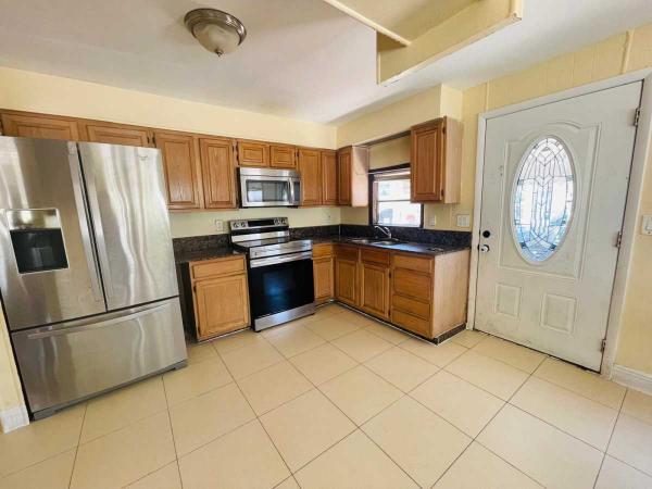 Photo 1 of 2 of home located at 6800 NW 39th Ave Coconut Creek, FL 33073