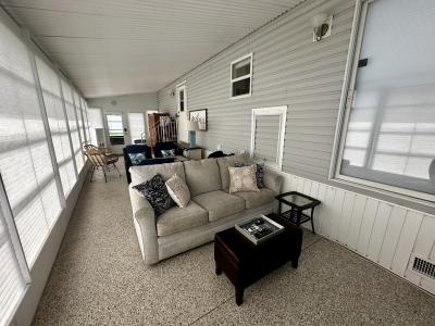 Photo 5 of 15 of home located at 7125 Fruitville Rd 1813 Sarasota, FL 34240
