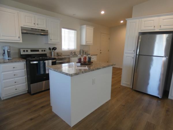 2025 Champion SRE2844PC Mobile Home
