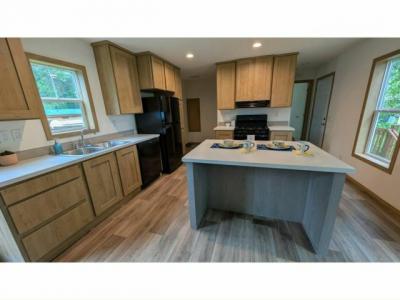 Photo 3 of 19 of home located at 156 Lynn Mankato, MN 56001
