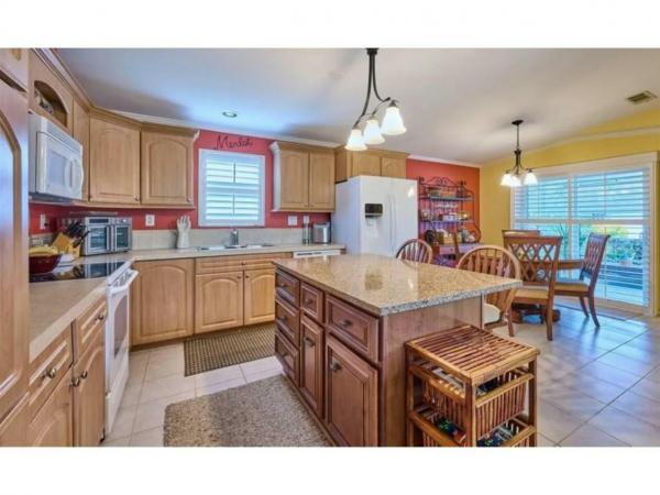 2006 Edison 12C9220 Palm Harbor Manufactured Home