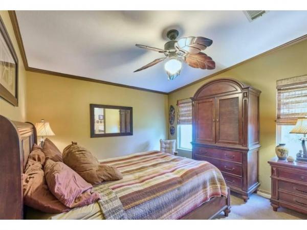 2006 Edison 12C9220 Palm Harbor Manufactured Home