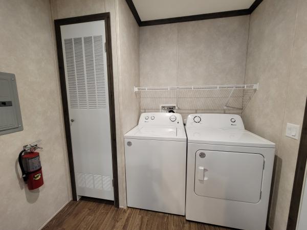 2022 Cavco 430HH28523F Mobile Home