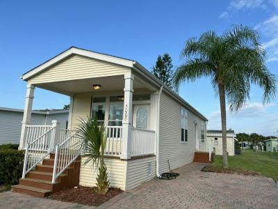 Photo 3 of 20 of home located at 3008 Hanson Ave Melbourne, FL 32901
