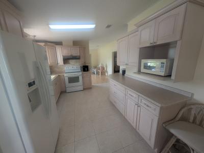 Photo 3 of 40 of home located at 215 Casa Grande Edgewater, FL 32141
